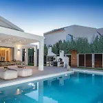 Villa Mandi & Jani By 