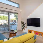 Villa Mandi & Jani By 
