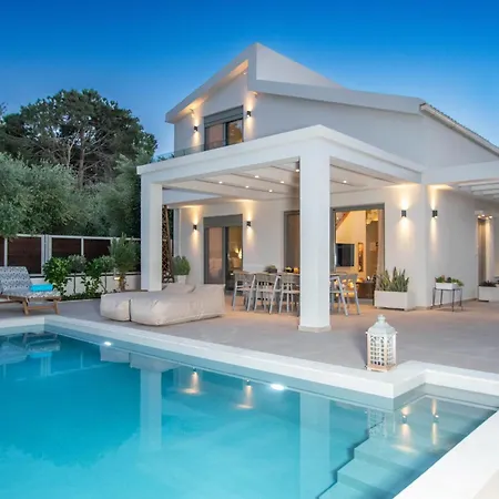 Villa Mandi & Jani By 