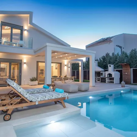 Villa Mandi & Jani By 