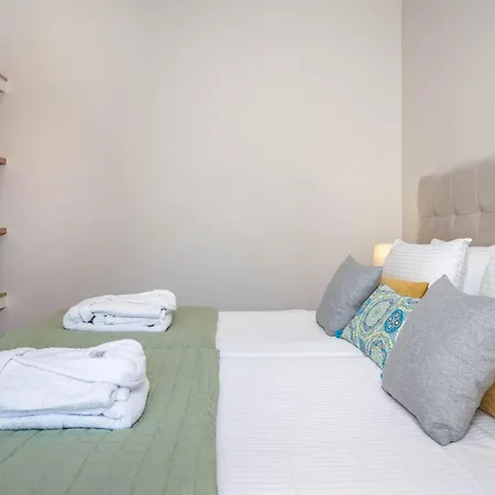 Villa Mandi & Jani By 